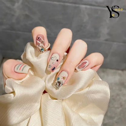 Adoptez l'élégance avec 24 faux ongles roses à coller - Motif papillon avec colle et outils pour un style sans effort | YeuroShop