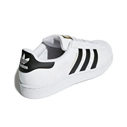 Classic Women's Skateboard Shoes - Black and White Outdoor Sports Sneakers | YeuroShop