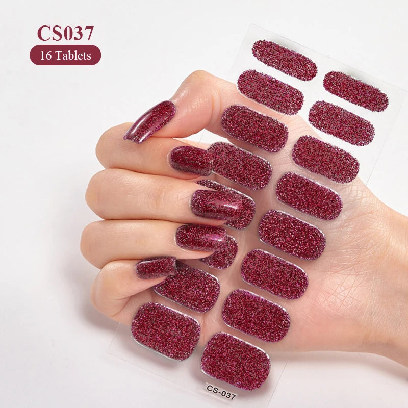 Verleihen Sie Ihren Nägeln mit unseren vollflächigen Glitzer-Nagelstickern einen Hauch von Glamour. Kreieren Sie im Handumdrehen und mühelos einen individuellen Look! | YeuroShop