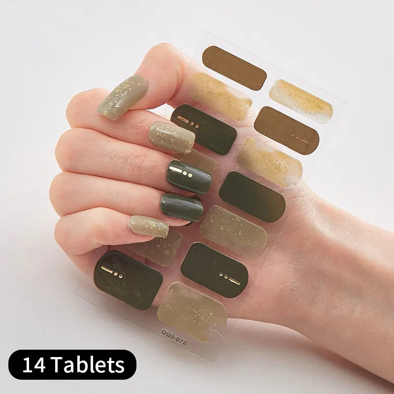 Verleihen Sie Ihren Nägeln mit unseren vollflächigen Glitzer-Nagelstickern einen Hauch von Glamour. Kreieren Sie im Handumdrehen und mühelos einen individuellen Look! | YeuroShop