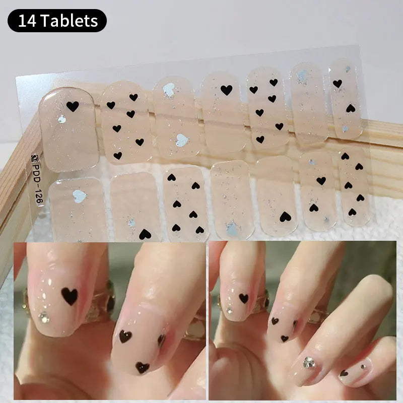 Verleihen Sie Ihren Nägeln mit unseren vollflächigen Glitzer-Nagelstickern einen Hauch von Glamour. Kreieren Sie im Handumdrehen und mühelos einen individuellen Look! | YeuroShop